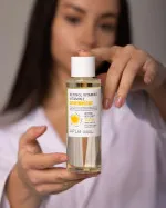 Retinol Vitamin C Vitamin E tonik za obraz proti staranju 160 ml