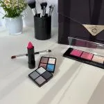 Kozmetična torbica Velvety Limited siva