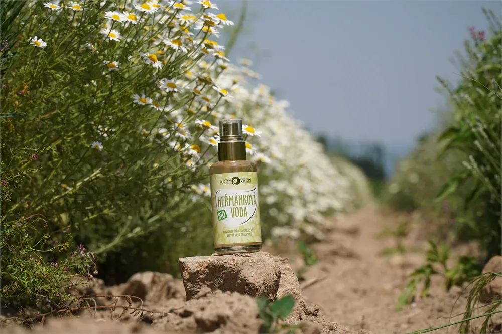 Purity Vision Organska voda iz kamilice 100 ml