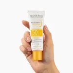 Photoderm Aquafluide vlažilna krema za sončenje SPF 50+ 40 ml