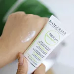Sébium Pore Refiner krema za razširjene pore 30 ml