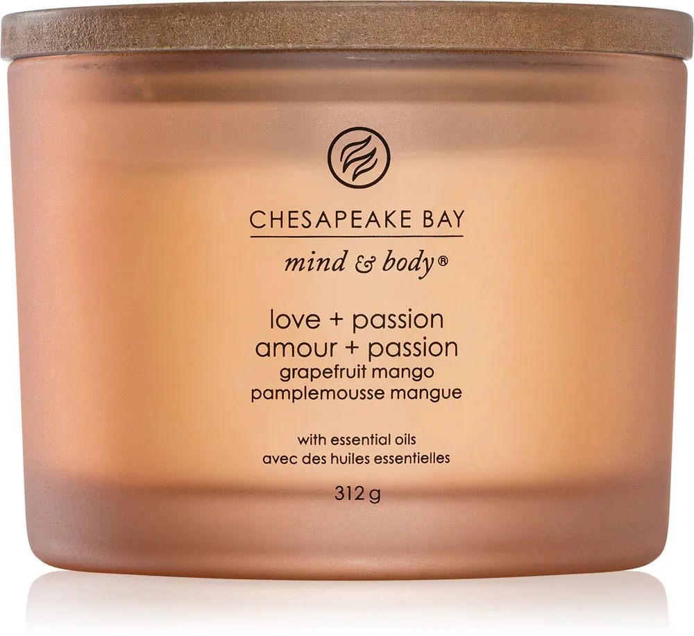 Dišeča sveča Chesapeake Bay Love + Passion s 3 stenji 312 g