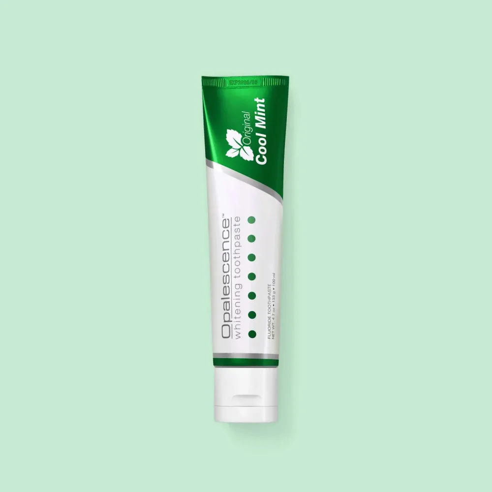 Cool Mint belilna zobna pasta 133 g