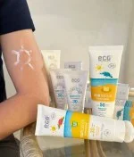 Eco Cosmetics Otroški fluid za sončenje SPF 50+ BIO (100 ml) - z naravnim mineralnim filtrom