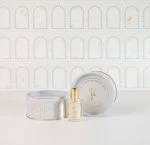 Box Joyful Atmosphere pršilo 50 ml dišava za dom - kovinska škatla Love
