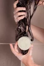 Lamazuna Šampon za normalne lase - bela in zelena glina (70 g)