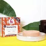 Lamazuna Trdni šampon za normalne lase z oljem habeas (70 g) - 25 % več, vendar po isti ceni!