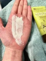 laSaponaria Razstrupljevalni piling za lasišče z meto in rožmarinom (100 ml)