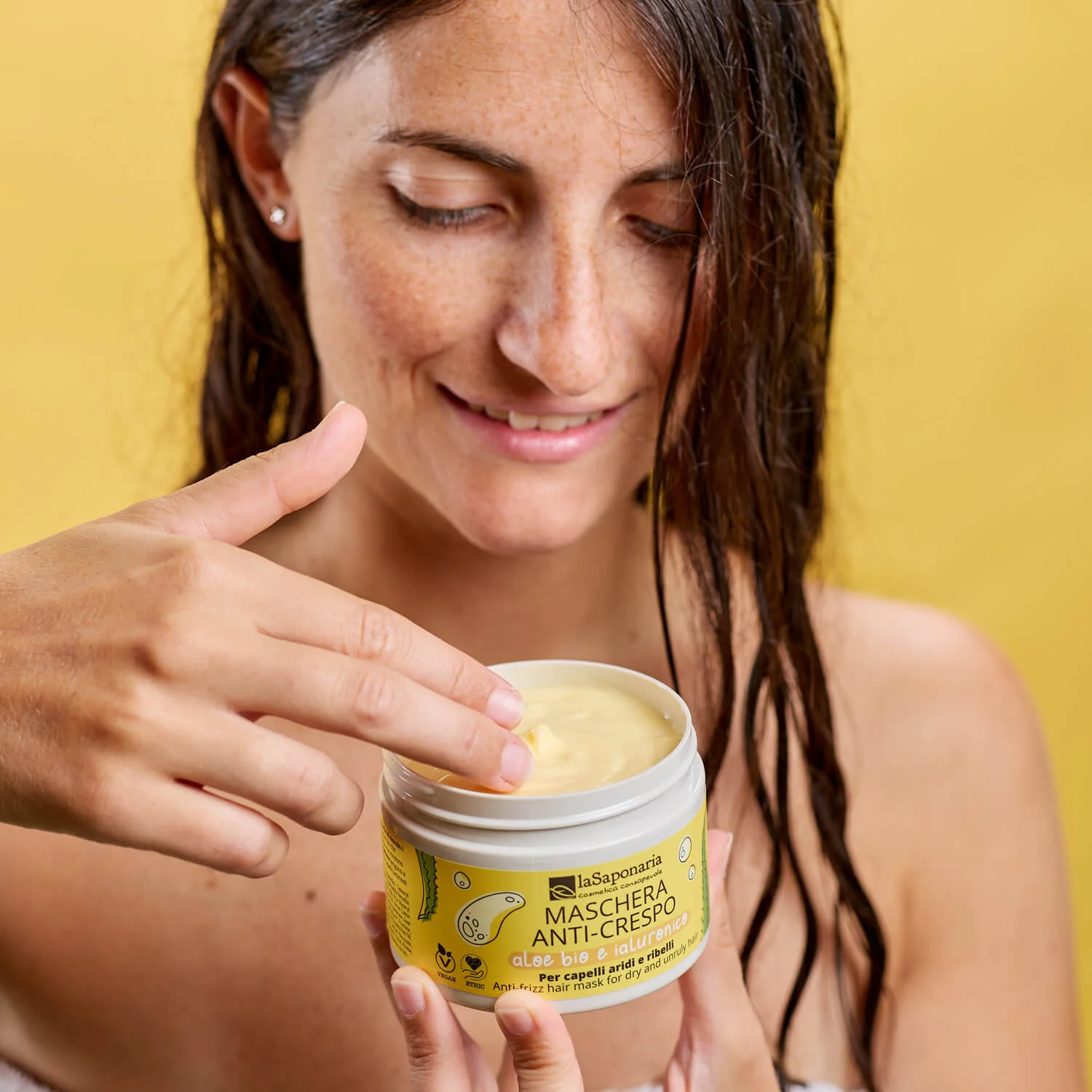 laSaponaria Maska proti krepastim lasem z aloe vero in hialuronsko kislino (200 ml) - pomoč za izsušene lase
