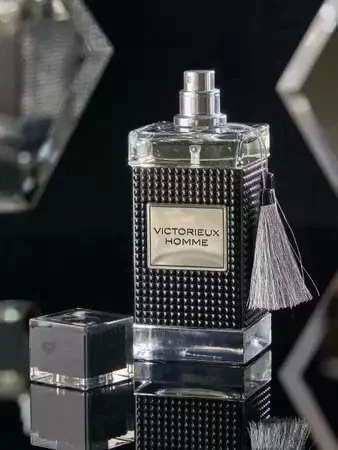 Vurv Victorieux Homme M parfumska voda 100 ml