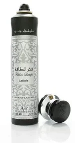 Fakhar Man darilni set - parfumirana voda 100 ml + parfumirano pršilo 200 ml + osvežilec prostora 300 ml
