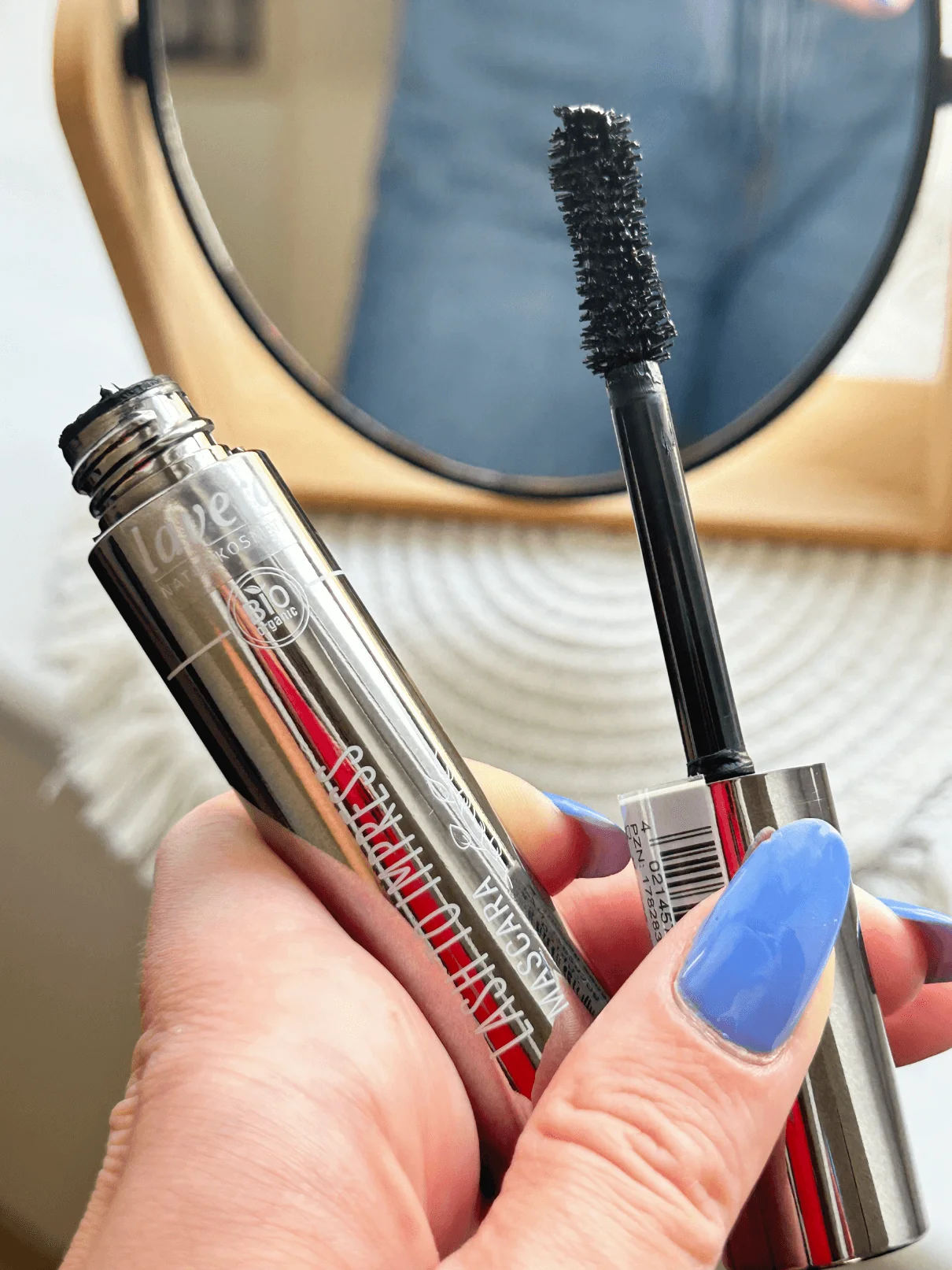 Lavera Maskara Lash to Impress (13 ml) - črna - volumen in nega brez razmazovanja