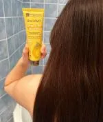 laSaponaria Lahkoten balzam za lase z limono in hialuronsko kislino 150 ml