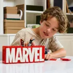 Marvel 76313 Logotip MARVEL in minifigurke