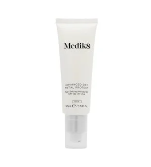 Medik8 Advanced Day Total Protect vlažilna krema proti staranju SPF 30