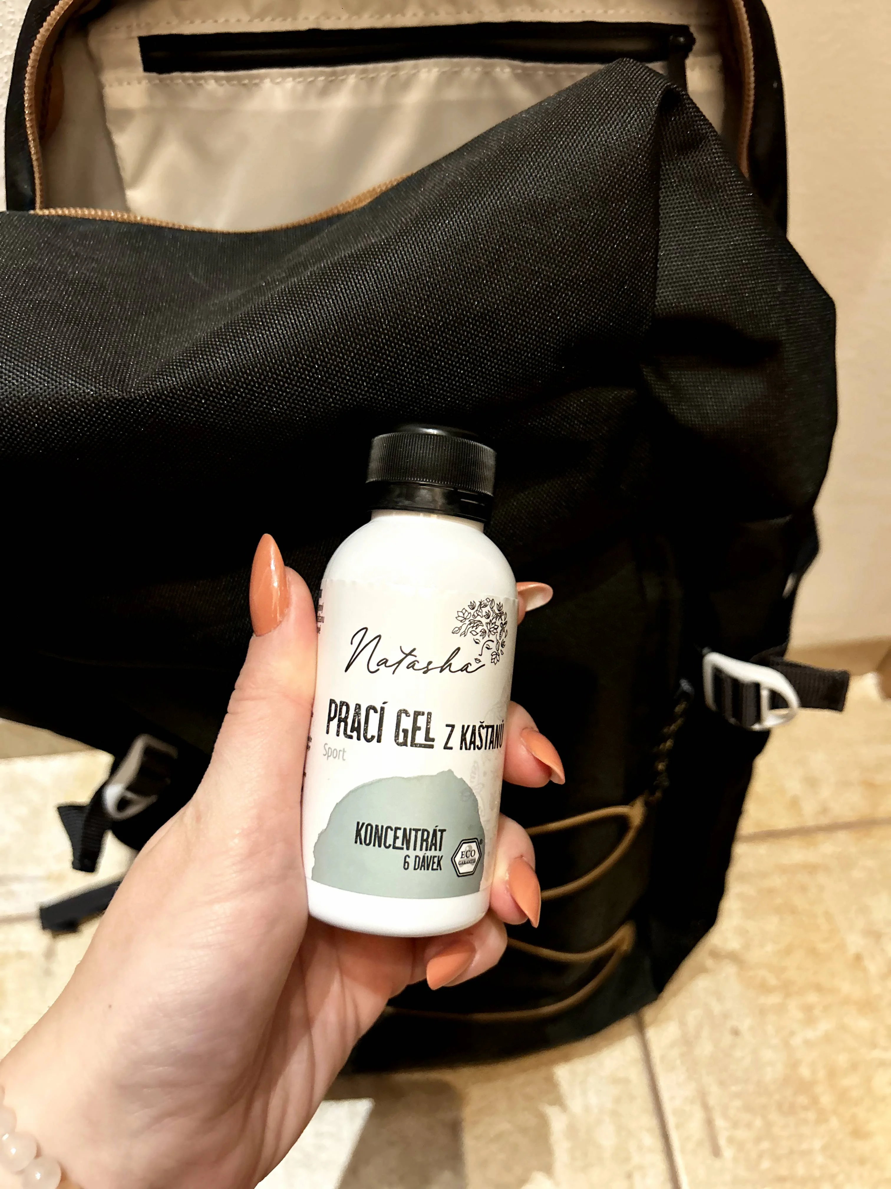 Natasha Pralni gel iz kostanja Sport - koncentrat 500 ml - 33 pralnih odmerkov v 500 ml