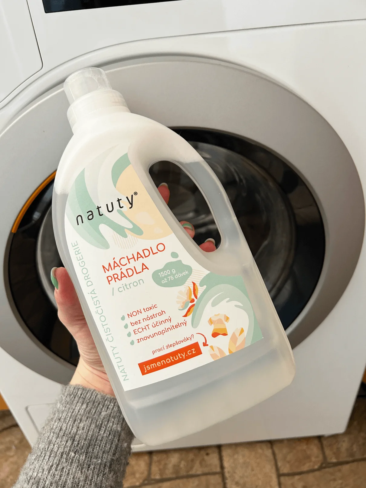 Natuty Sredstvo za izpiranje perila z vonjem limone 1,5 l