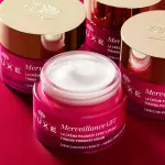 Merveillance LIFT učvrstitvena pudrasta krema 50 ml