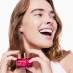 Merveillance LIFT učvrstitvena pudrasta krema 50 ml