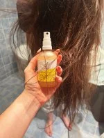 Officina Naturae Negovalni sprej za toplotno zaščito las (100 ml) - lase ščiti, vlaži in jim daje sijaj