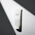 Madagascar Centella Tone Brightening Cleansing Gel Foam penasti čistilni gel za posvetlitev in hidratacijo 125 ml
