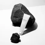 Madagascar Centella Tone Brightening Cleansing Gel Foam penasti čistilni gel za posvetlitev in hidratacijo 125 ml