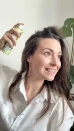 SO’BiO étic Čistilni suhi šampon v spreju z Yuzu BIO (100 ml) - pusti lase sveže in gladke