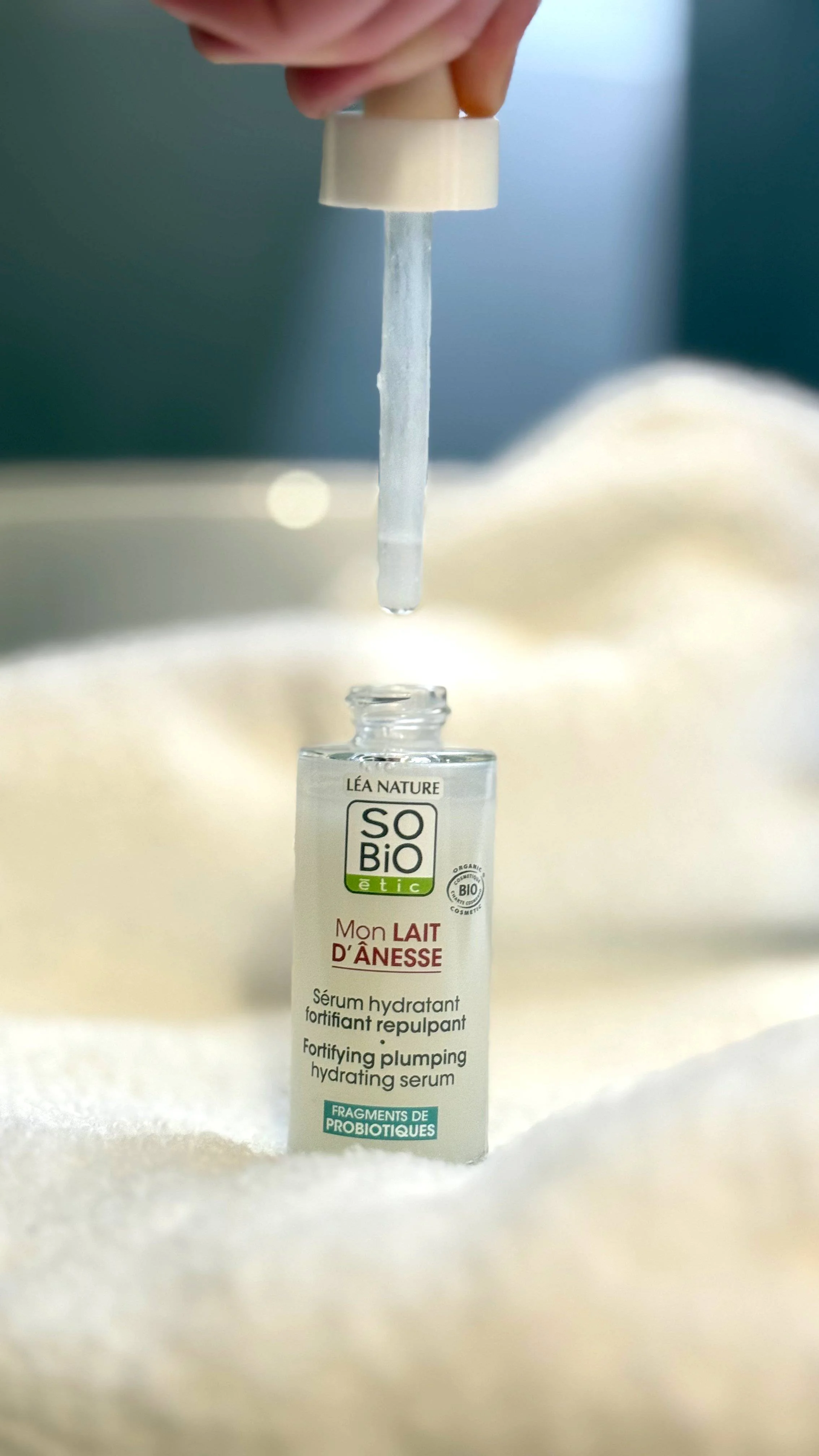 SO’BiO étic Krepilni vlažilni serum z BIO osličjim mlekom (30 ml) - s hialuronsko kislino