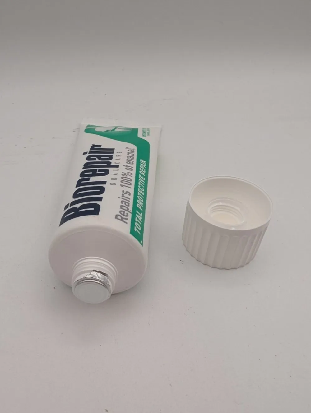 Total Protective Repair regenerativna zobna pasta 75 ml
