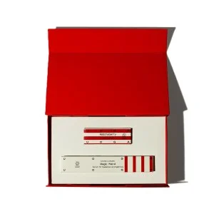 Uoga Uoga Darilni set Intenzivna nega za ustnice, trepalnice in obrvi Magic set - serum za trepalnice in obrvi in balzam za ustnice