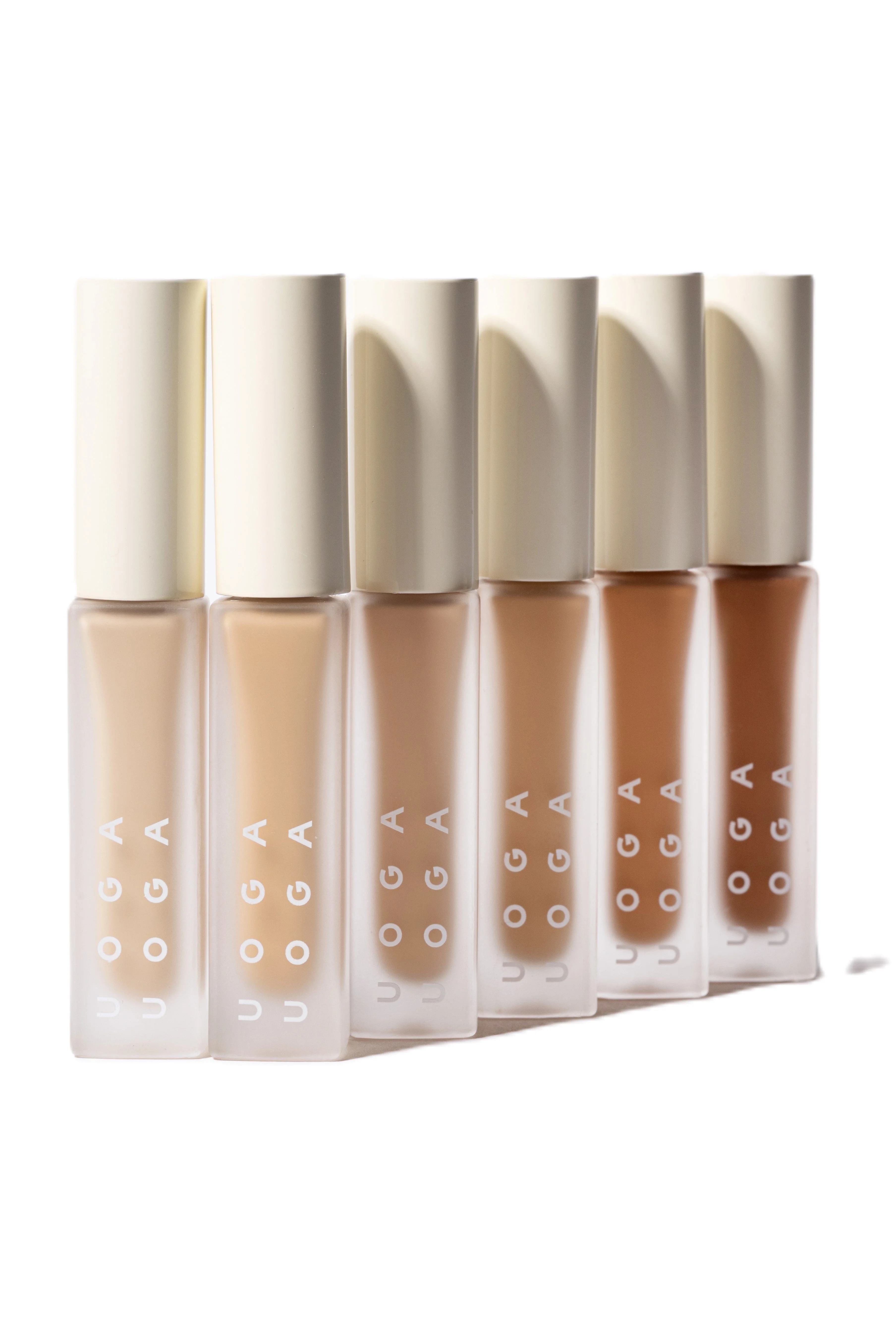 Uoga Uoga Tekoči korektor (5 ml) Invisible Hero No. 4 - 674 Medium Warm - nevidni junak za nepravilnosti na koži
