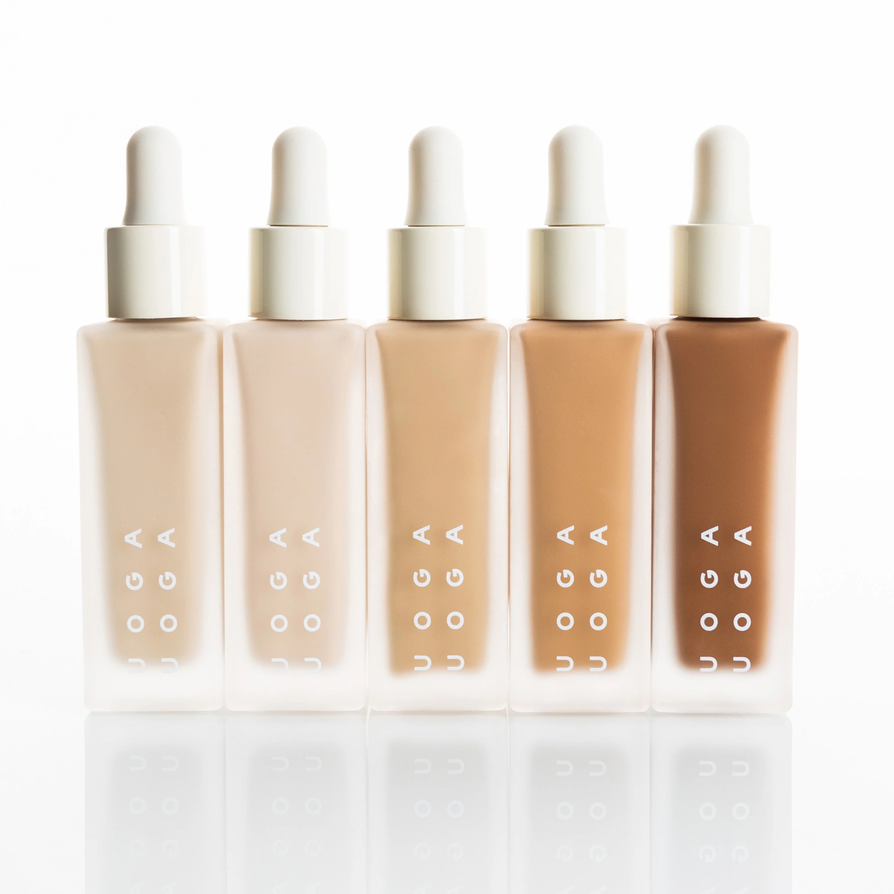 Uoga Uoga Tekoči mineralni make-up in serum SPF 20 BIO (30 ml) 690 Endless Horizon - vlaži in ščiti kožo