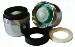 Watersavers RA6 22/24 U - univerzalni energetsko varčni prezračevalnik z zunanjim in notranjim navojem, češka proizvodnja