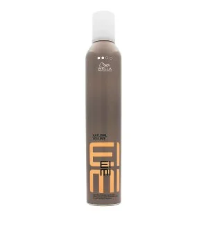Wella Professionals EIMI Natural Volume pena za volumen las z lahko fiksacijo
