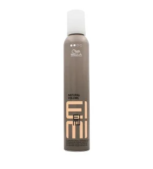 Wella Professionals EIMI Natural Volume pena za volumen las z rahlim utrjevanjem