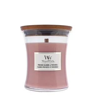 WoodWick Pressed Blooms & Patchouli dišeča sveča z lesenim stenjem 275 g