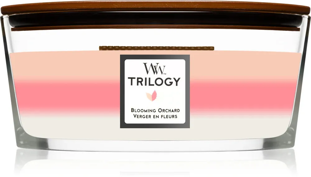 Trilogy Blooming Orchard dišeča sveča z lesenim stenjem 453,6 g