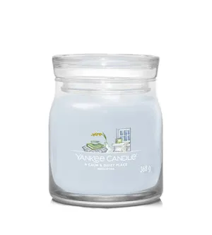 Yankee Candle A Calm & Quiet Place signature sveča srednja 368 g