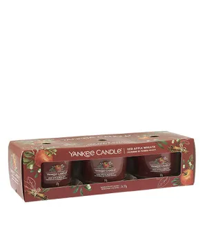 Yankee Candle Red Apple Wreath votivna sveča v steklu 3 x 37 g