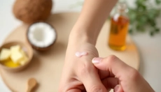 Kaj pomenijo bele lise na koži po sončenju in kako jih odstraniti