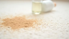 Kako očistiti preprogo s sodo bikarbono in ji povrniti svež videz