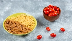 Zdravo kuhanje se začne, ko izberete testenine iz stročnic.