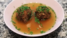 Zakaj je jetra z rižem idealna izbira za trajnostno kuhanje