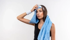 Kaj nakazuje kisel znoj in kako ga obvladati?