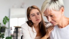 Sindrom praznega gnezda za vedno spremeni življenje staršev